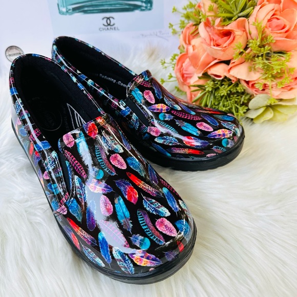 Easy Works By Easy Street Bind Clog - Picture 12 of 12